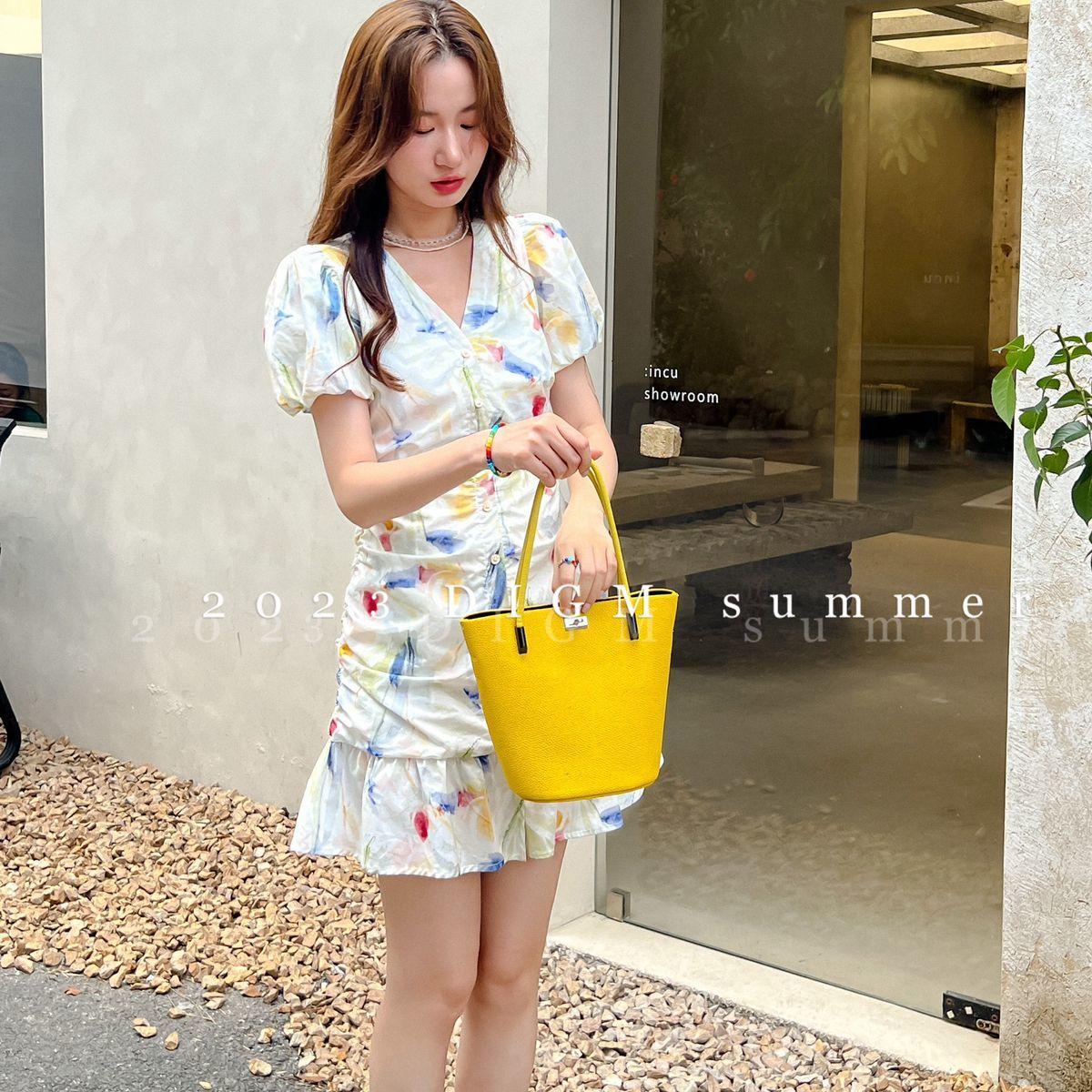 TOBE1SHOP Phong cách Pháp Vintage tranh sơn dầu xếp li váy mùa hè V cổ thắt lưng hiển thị gầy khí chất cao cấp cảm giác váy nhỏ