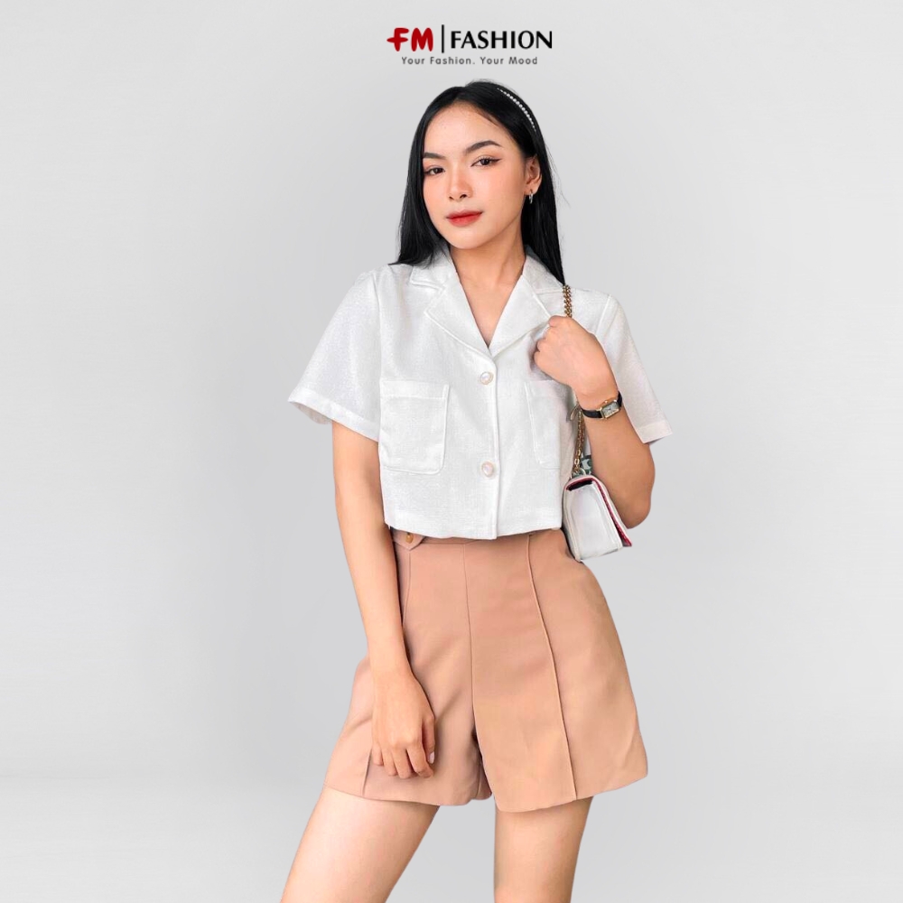 Áo kiểu nữ Fm Style kiểu dạ cổ vest dáng croptop phối nút thời trang thiết kế phong cách sang chảnh 23010743