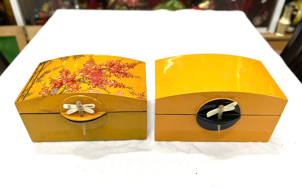 Hộp trang sức sơn mài độc đáo có kèm khóa chuồn chuồn