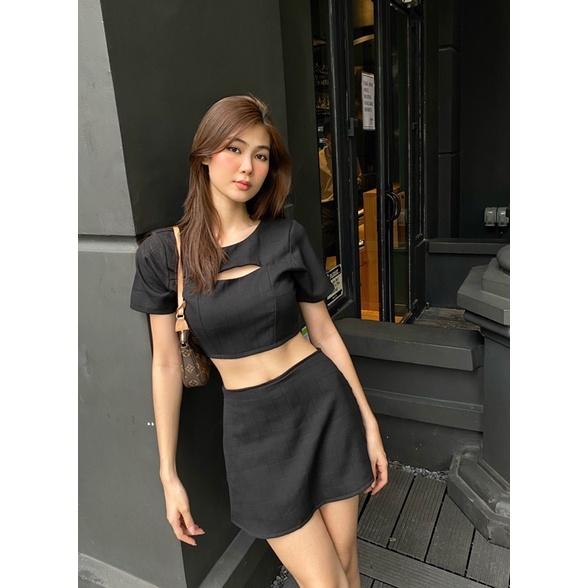 Set Áo croptop và chân váy quyến rũ Kara Set, REVERCLOTHINGS