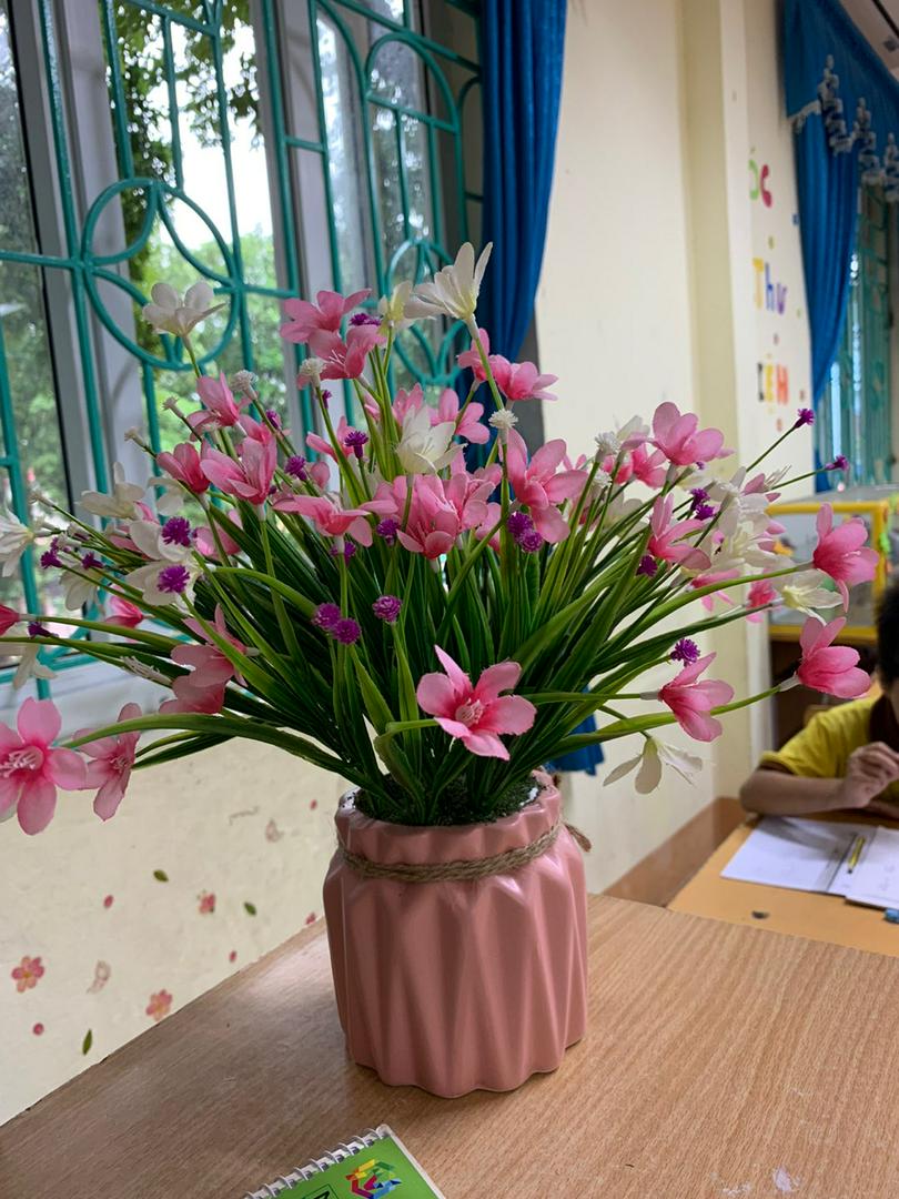 Chậu hoa thuỷ tiên giả cắm sẵn, chất lụa đẹp - Cây giả, hoa lụa Decor trang trí nhà cửa