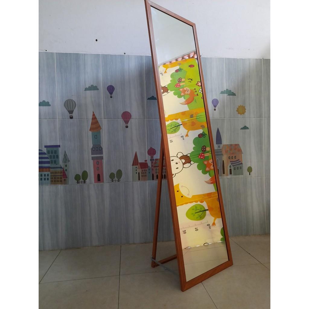 Gương soi toàn thân có chân dựng kích thước 40 x 150 cm