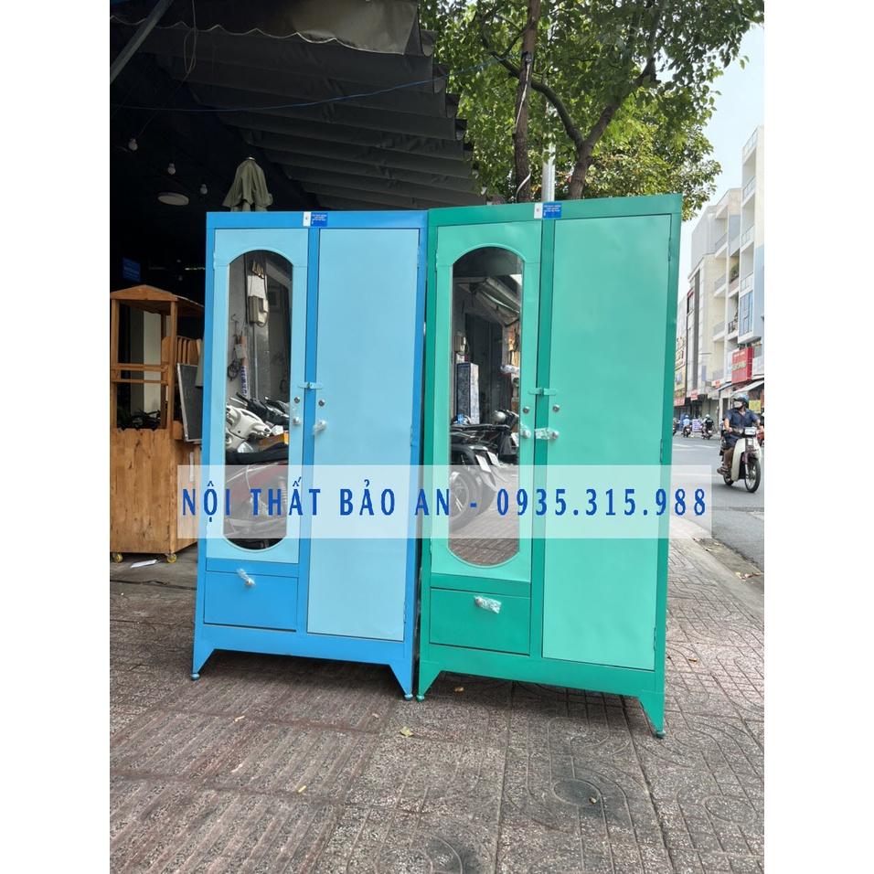 Tủ sắt đựng quần áo 1m6 - XANH