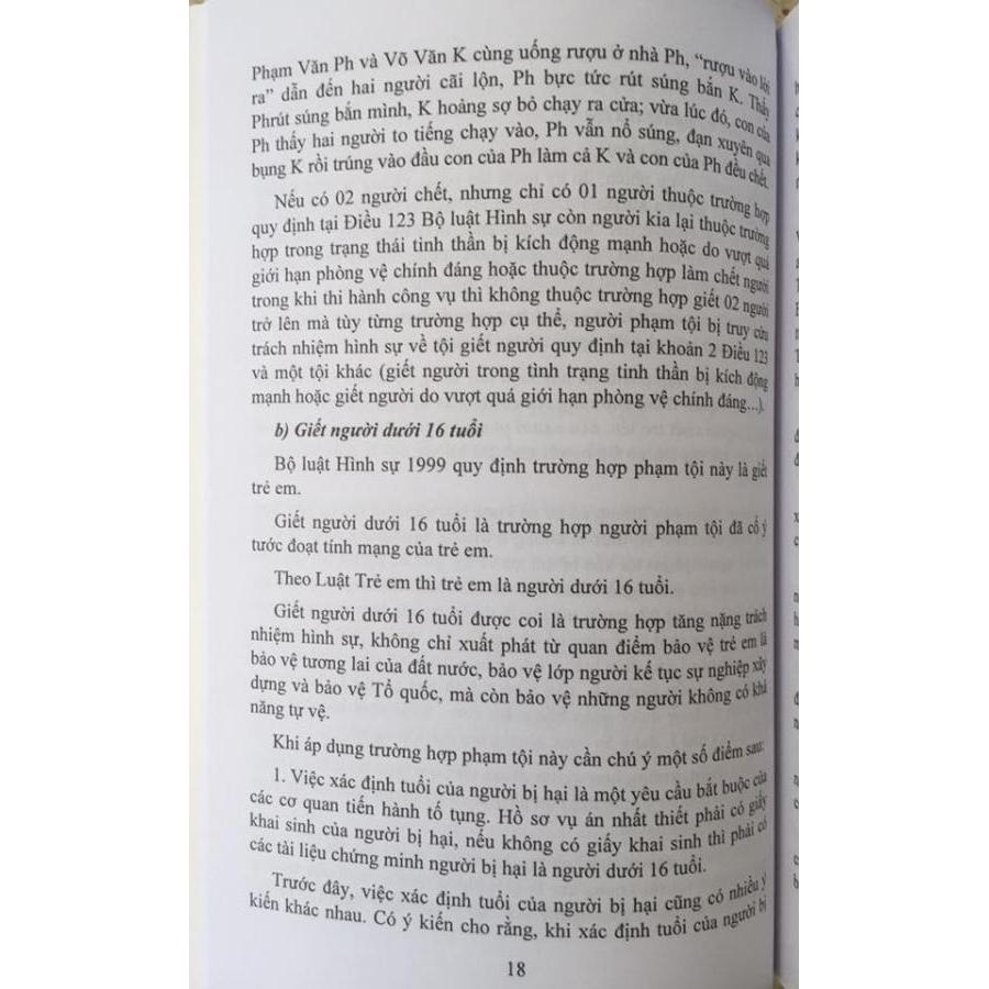 Bình luận Bộ Luật Hình Sự năm 2015 - Phần Các Tội Phạm