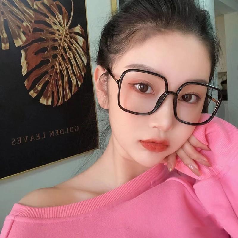 Mắt Kính Gọng Lớn Chặn Ánh Sáng Xanh Thời Trang