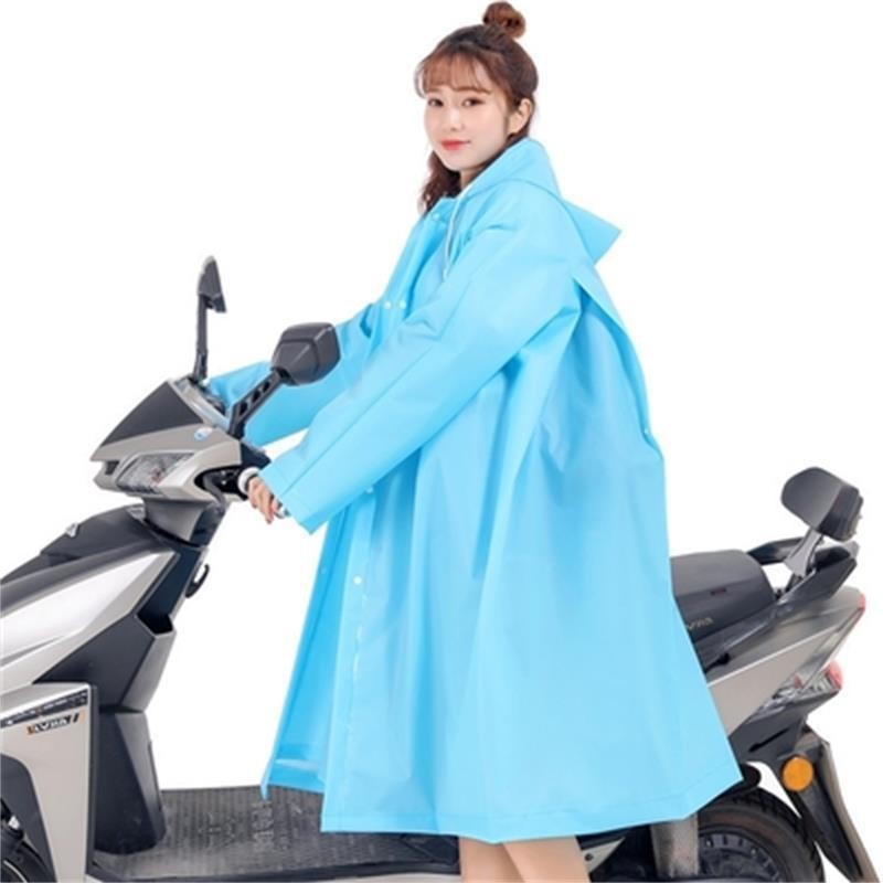 Áo mưa dáng dài phối nút và dây kéo đi mưa tiện dụng