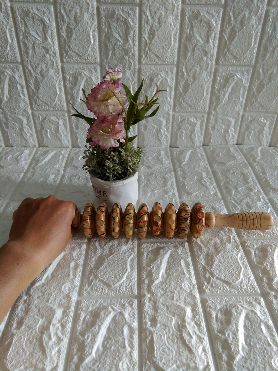 Cây lăn massage toàn thân hai tay nắm bằng gỗ tự nhiên 9 bánh lăn - MX9B