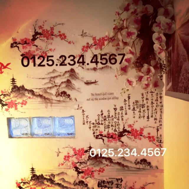 Decal dán tường hoa đào núi phong thủy