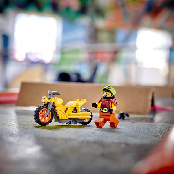 BỘ LẮP RÁP LEGO CITY 60297 XE ĐUA MÔ TÔ CỪ KHÔI