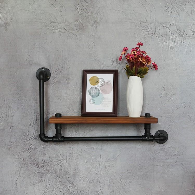 Kệ ống nước treo tường chất liệu ống sắt trang trí decor quán cafe phong cách vintage