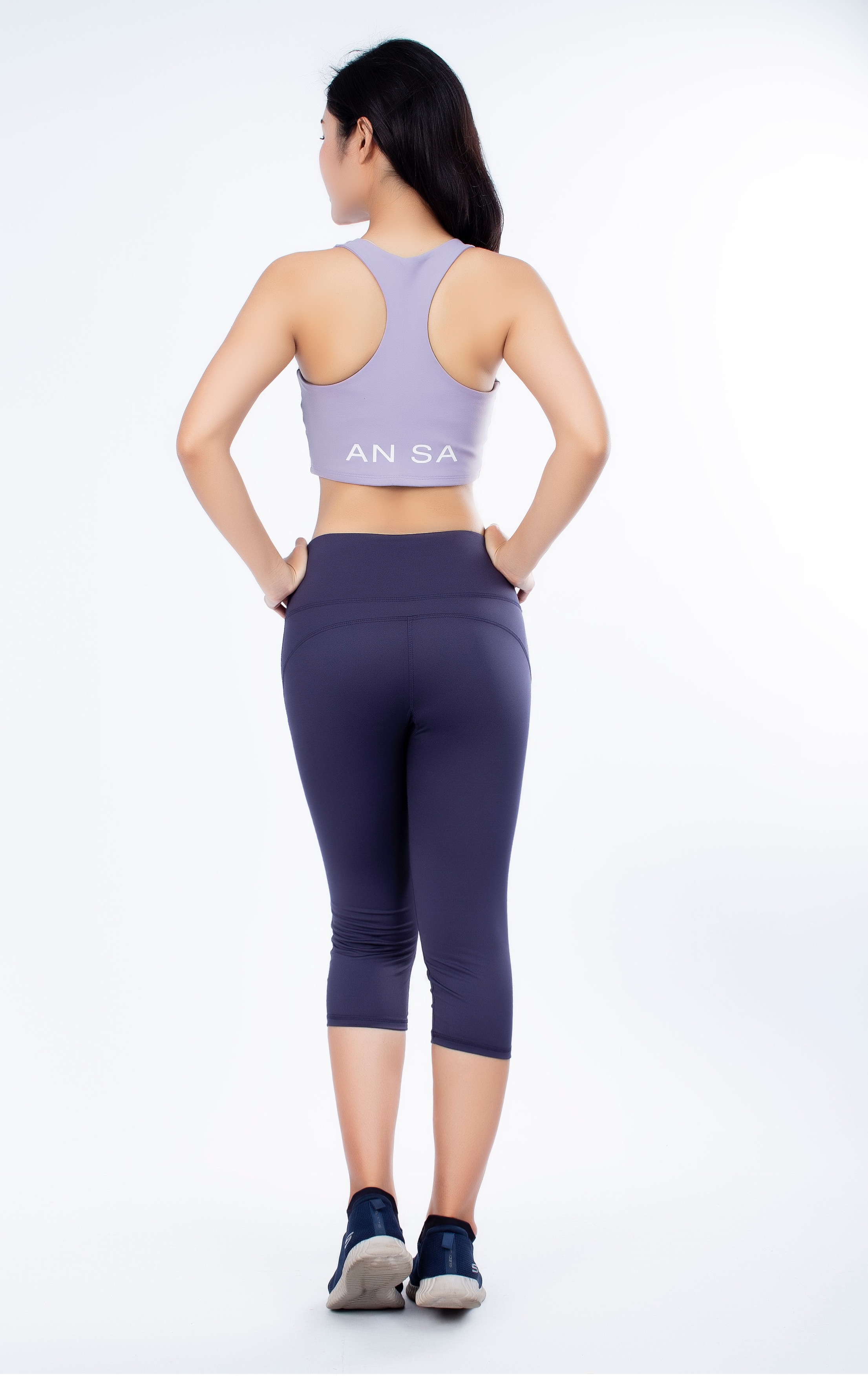 Quần lửng legging thể thao nữ trơn chỉ nổi nâng mông - QL501