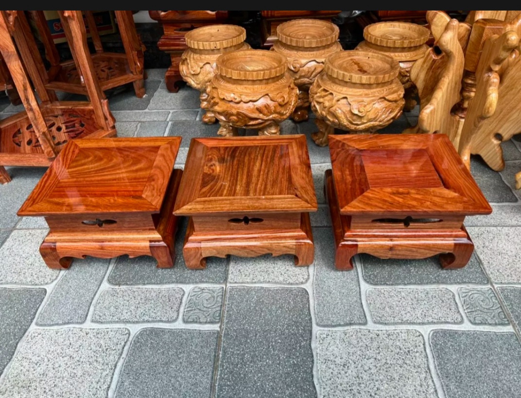 Đôn vuông gỗ hương 30*17cm