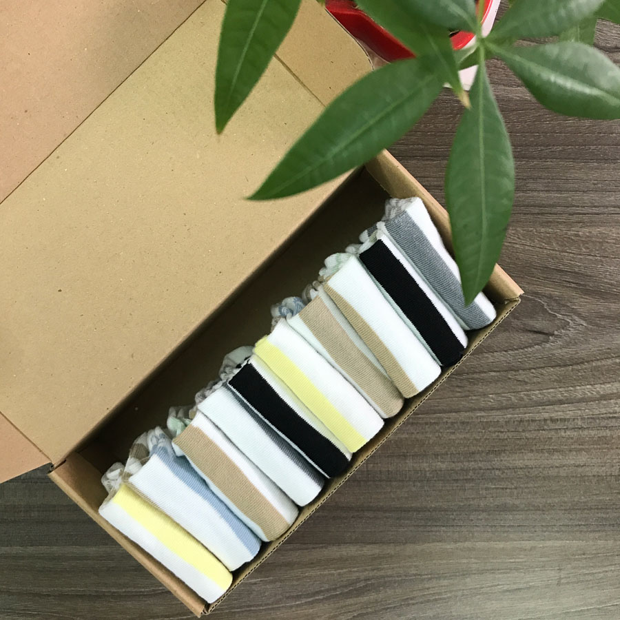 Hộp 10 đôi tất tuần GOM cổ ngắn cho Nữ, Họa tiệt sọc ngôi sao CB1002