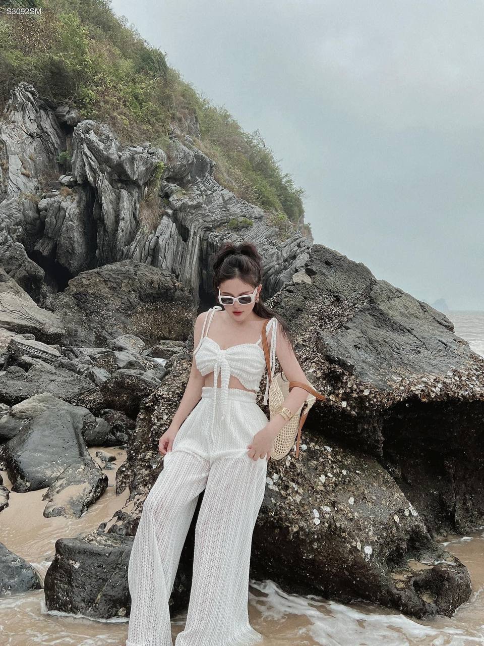 SET ĐI BIỂN ÁO CROPTOP BRA BIKINI  + ÁO SƠ MI FORM RỘNG PASTEL + QUẦN DÀI ỐNG RỘNG LƯNG CAO DẠO PHỐ ĐI CHƠI