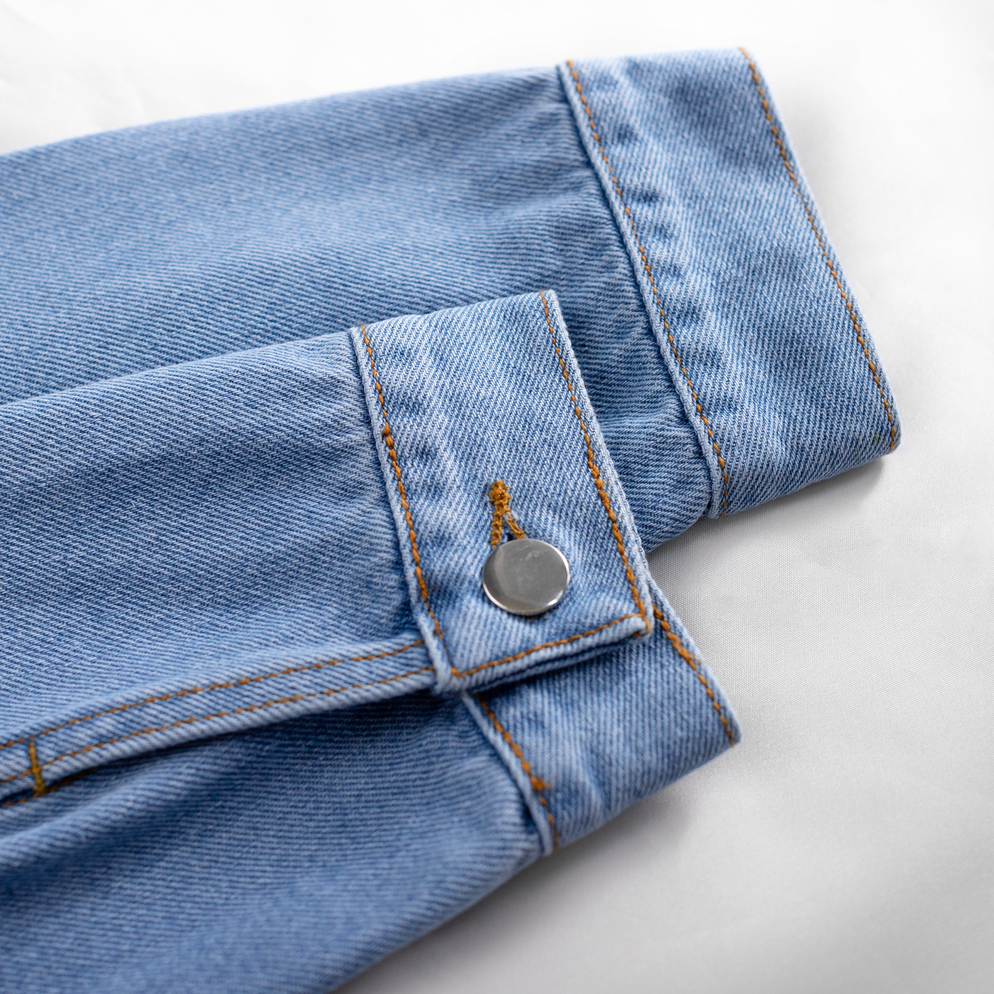 Áo khoác Jeans dày dặn , form đẹp cực nam tính LADOS - 2033
