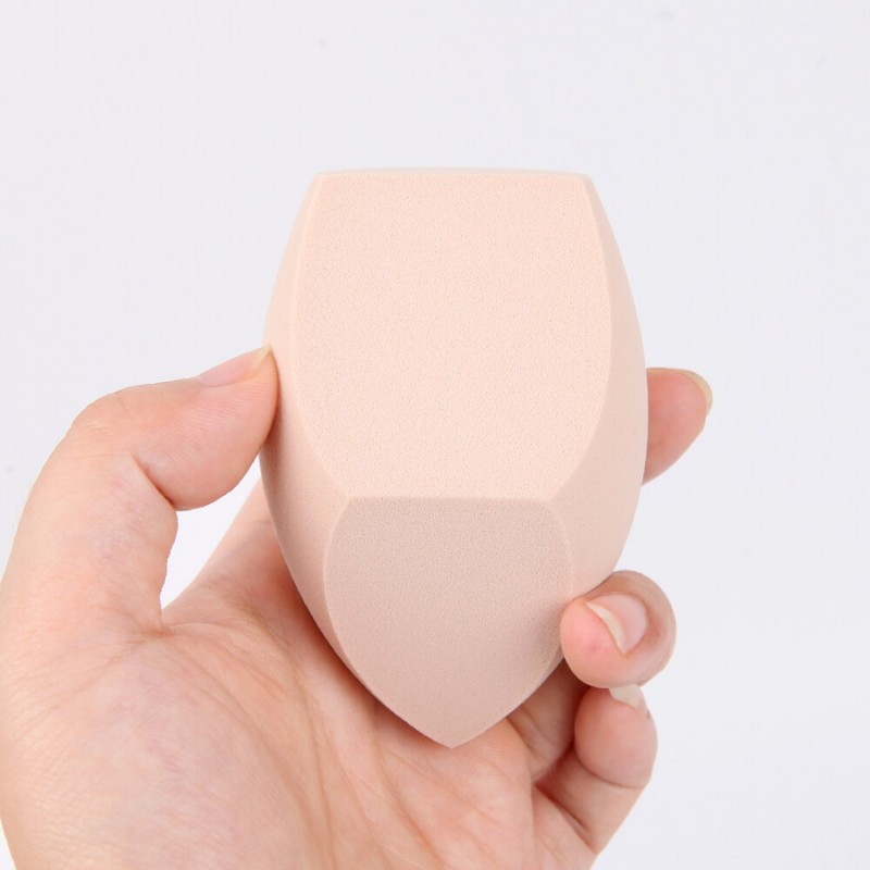 Mút tán nền body BH Cosmetics Makeup Body Sponge