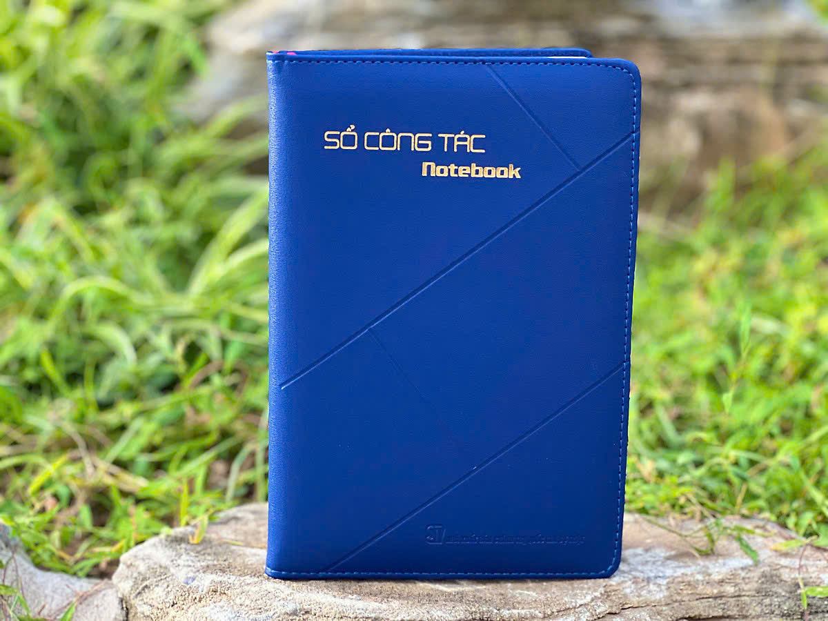 Sổ công tác bìa da ( màu xanh)