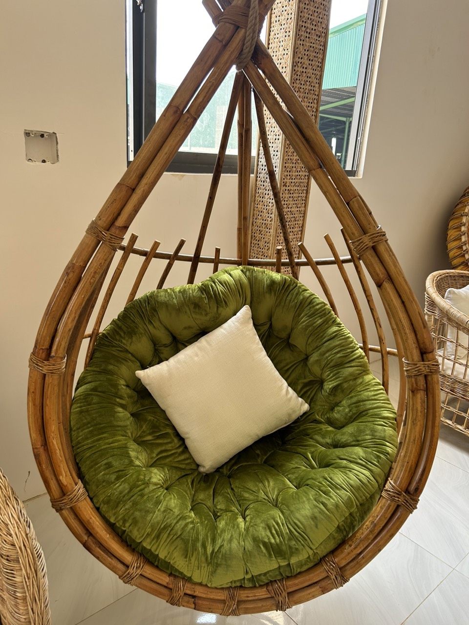 Xích đu mây thư giãn CaSa Mai Son