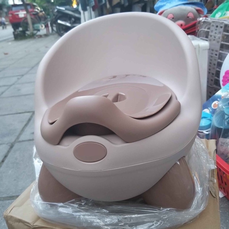 Bô Ghế Vệ Sinh Cho Bé Hokori 5458 Có Tựa Lưng Cao Cấp - giao màu ngẫu nhiên