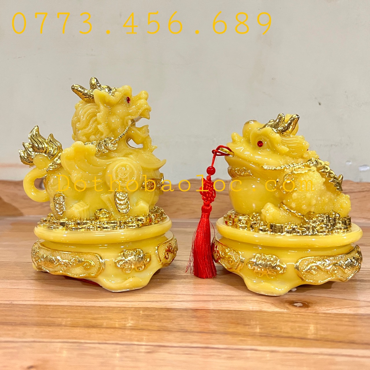 Com bo Tượng Tỳ Hưu phong thủy và tượng thiềm thừ phong thủy để bàn thờ thần tài hoặc bàn làm việc