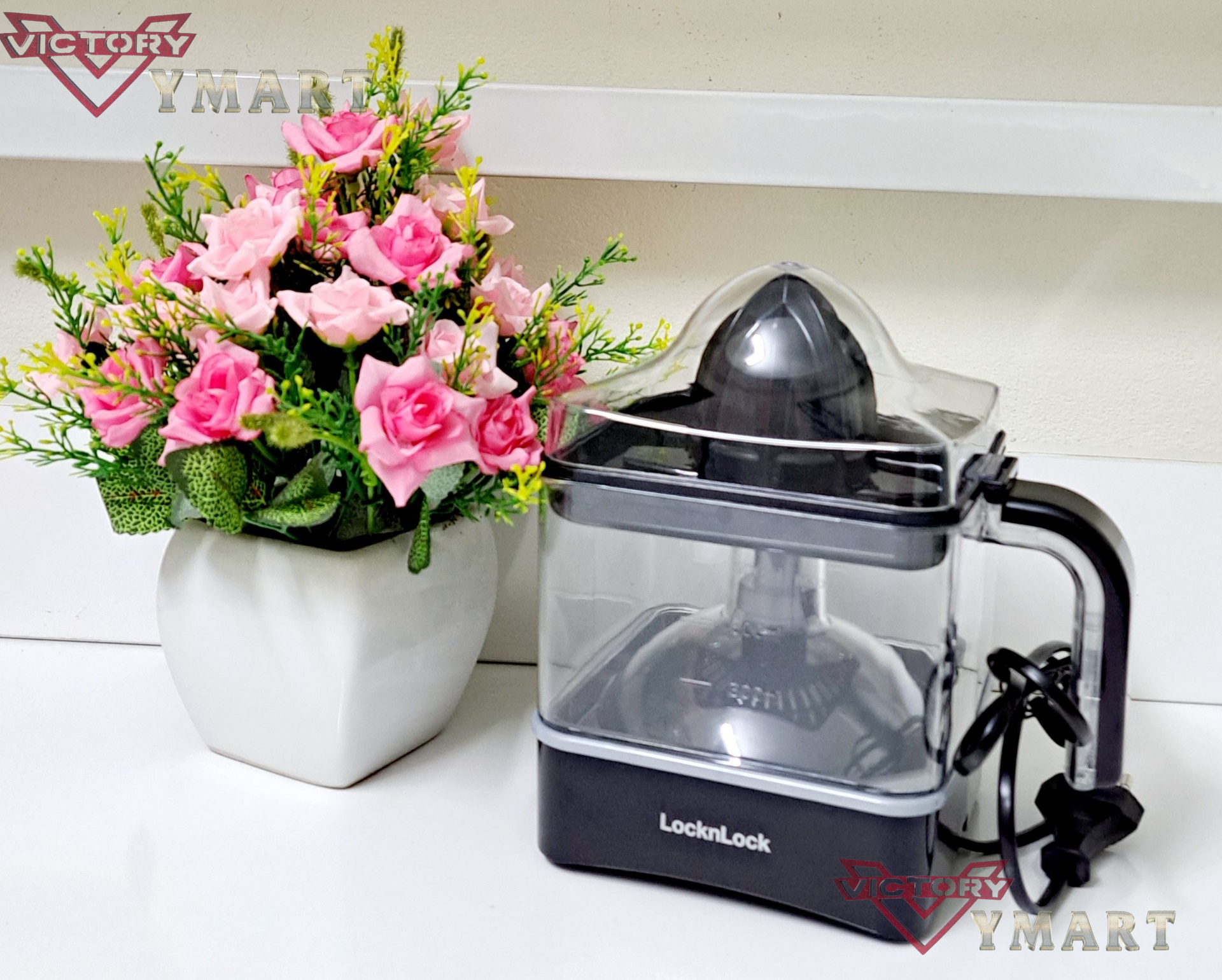 Máy Vắt Cam Thế Hệ Mới Locknlock Citrus Juicer EJJ246BLK 0.9L - Hàng Chính Hãng
