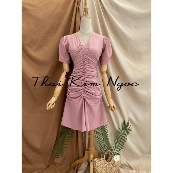 Đầm đuôi cá trắng cổ V nhún thân bèo