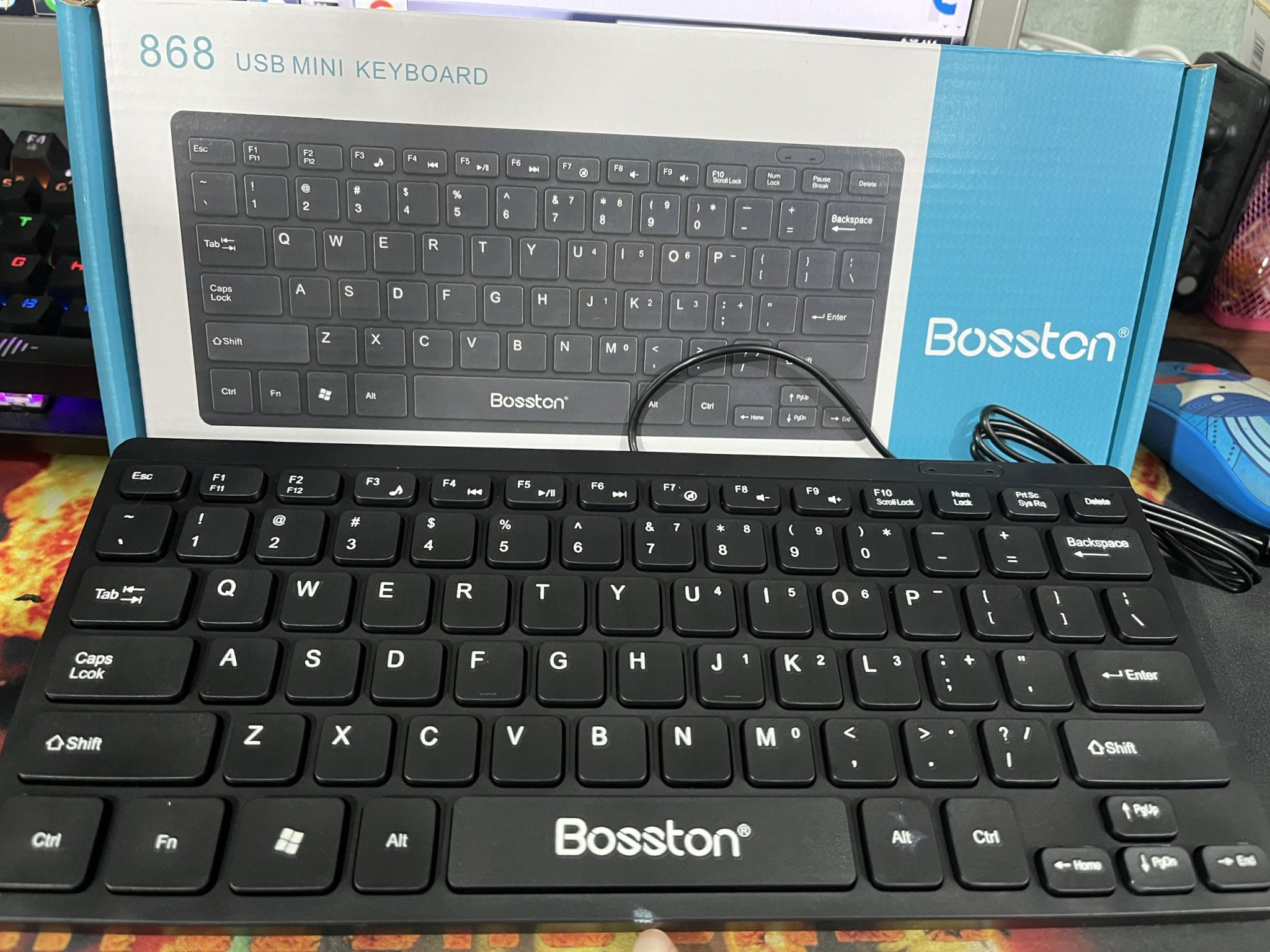 Bàn phím máy tính-Bàn phím mini có dây Bosston 868  phím bấm rất nhẹ êm JL   - Hàng nhập khẩu