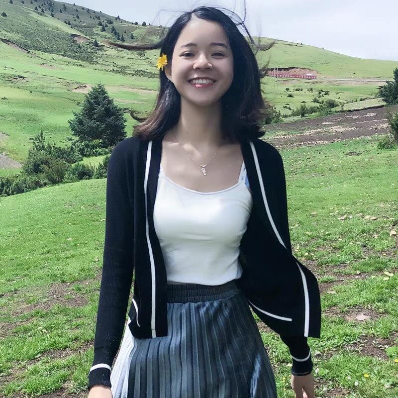 ÁO KHOÁC LEN MỎNG.