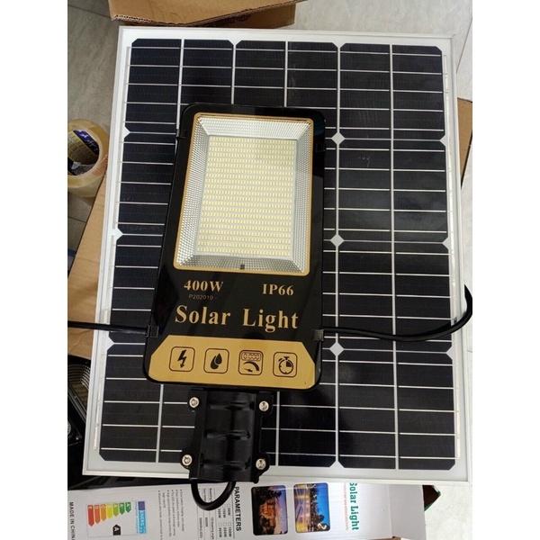 Đèn năng lượng mặt trời 400w