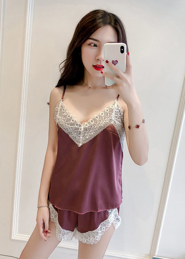Bộ Đồ Nữ Phi Lụa Quần Ngắn Viền Ren Trắng