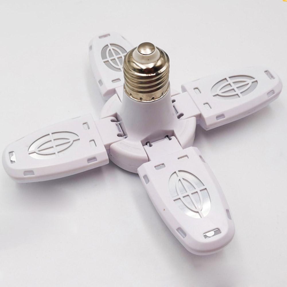 Đèn LED nhà để xe Có thể gập lại E27 Chiếu sáng trần biến dạng có thể điều chỉnh 6500K cho kho xưởng Chiếu sáng chuồng trại công nghiệp