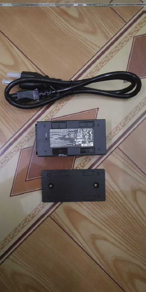 PoE Adapter 24V-12W-G  Unifi - Hàng chính hãng