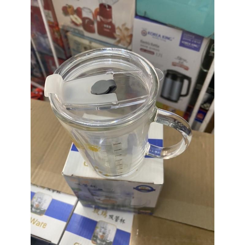 Ly thủy tinh nắp đậy tay cầm