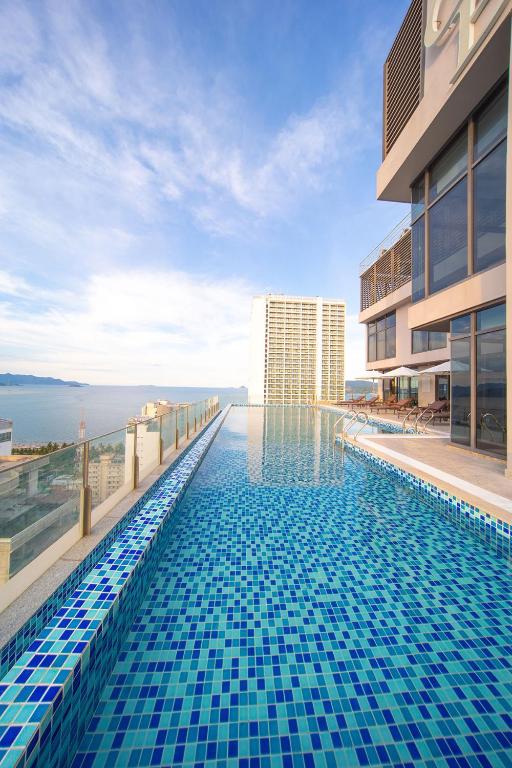 Combo 3N2D KS Green Beach Hotel Nha Trang: VMB khứ hồi Hà Nội - Nha Trang + Phòng Tiêu Chuẩn + Ăn sáng