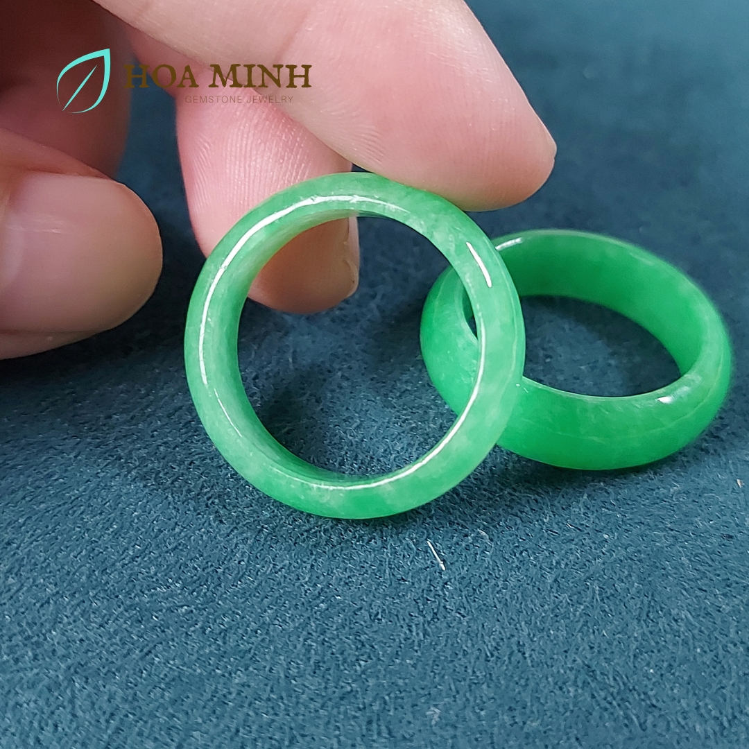 Nhẫn Cẩm Thạch xanh lá size 9 đường kính 19mm dày nhẫn 6.8 li không kén mệnh