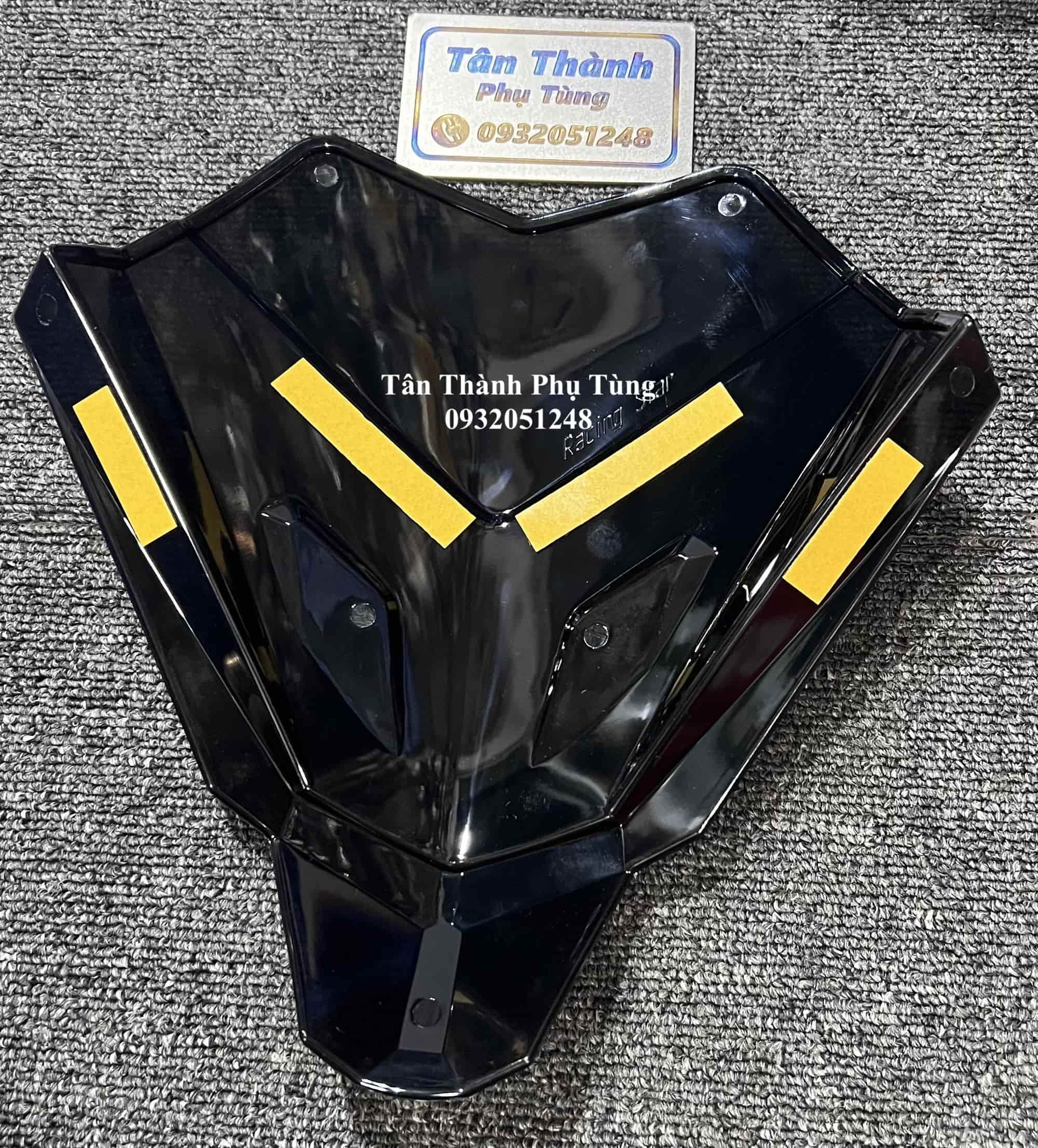 Mão dành cho Winner X V3 2022- Màu đen Khói