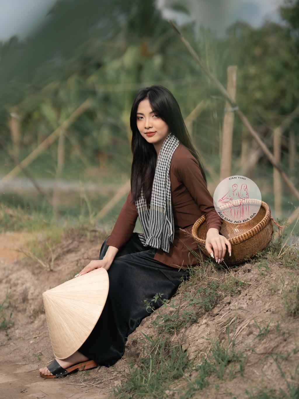 BIGSIZE bà ba lụa nâu - Có bộ bà ba Bigsize- may sỉ bà ba toàn quốc - May bộ bà ba theo yêu cầu - Quần lẻ đen phi bóng