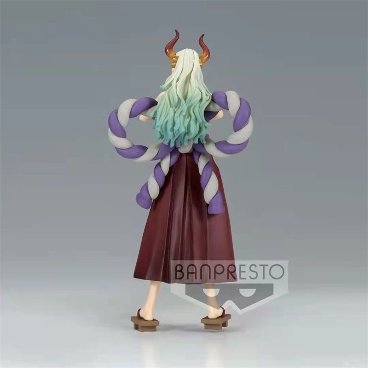 Mô hình chính hãng yamato dxf film red - ONEPIECE