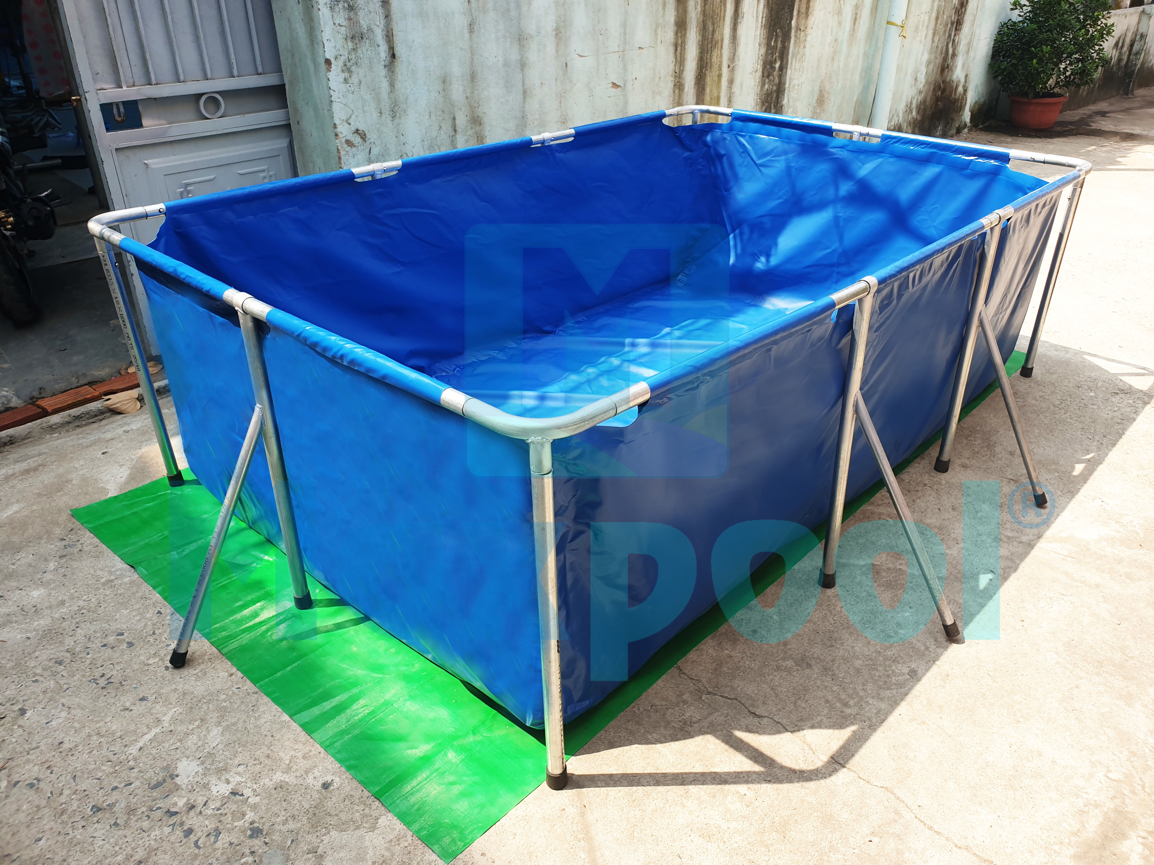 Bể bơi khung kim loại chịu lực kích thước 2.5x1.5x0.8m - Thương hiệu MAXPOOL