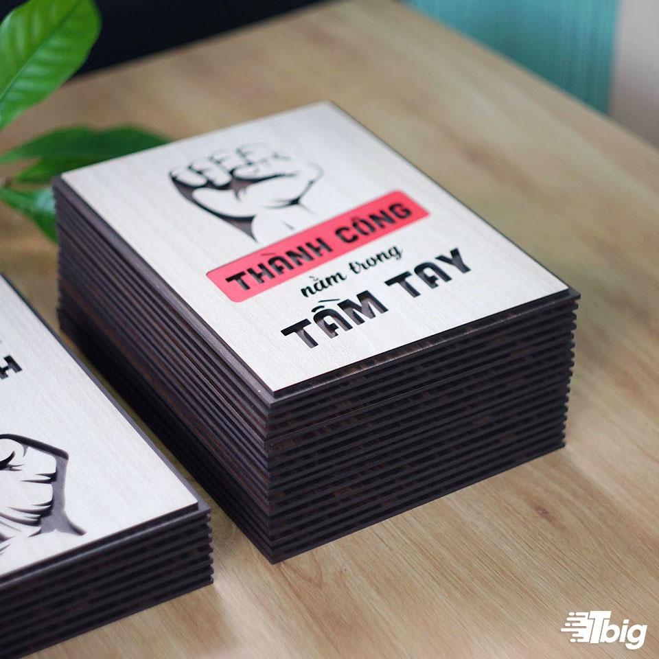 Tranh động lực TBIG129:Thành công nằm trong tầm tay 30x40cm