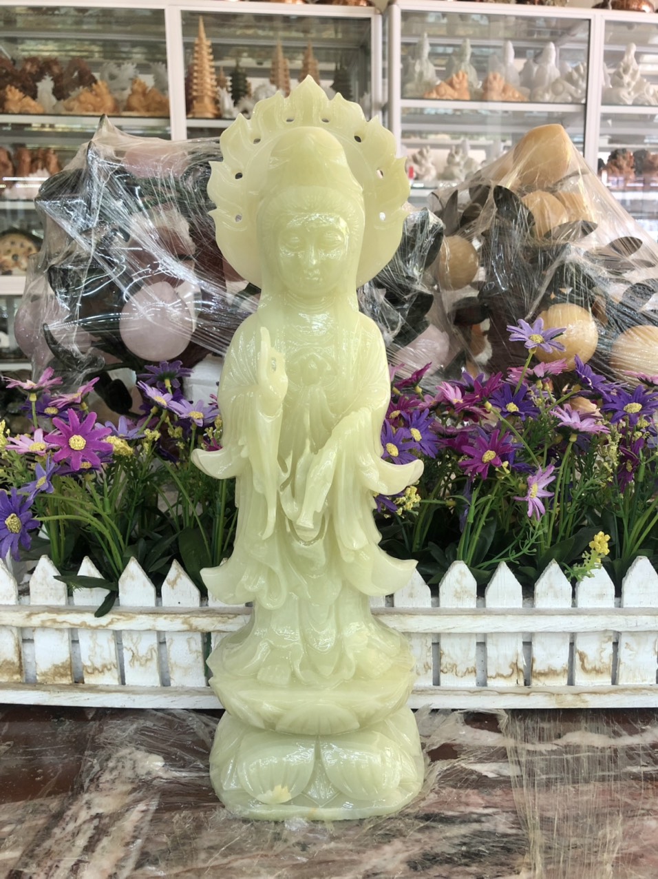 Tượng Phật Bà Quan Thế Âm Bồ Tát tỏa hào quang đứng đài sen đá ngọc Onyx - Cao 35 cm