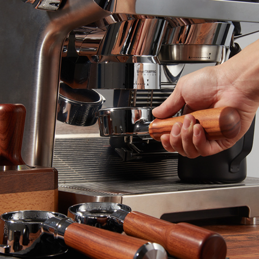 Tay pha cà phê Espresso cầm tay không đáy cao cấp, dùng cho máy chuẩn E61, size 58mm - hàng có sẵn