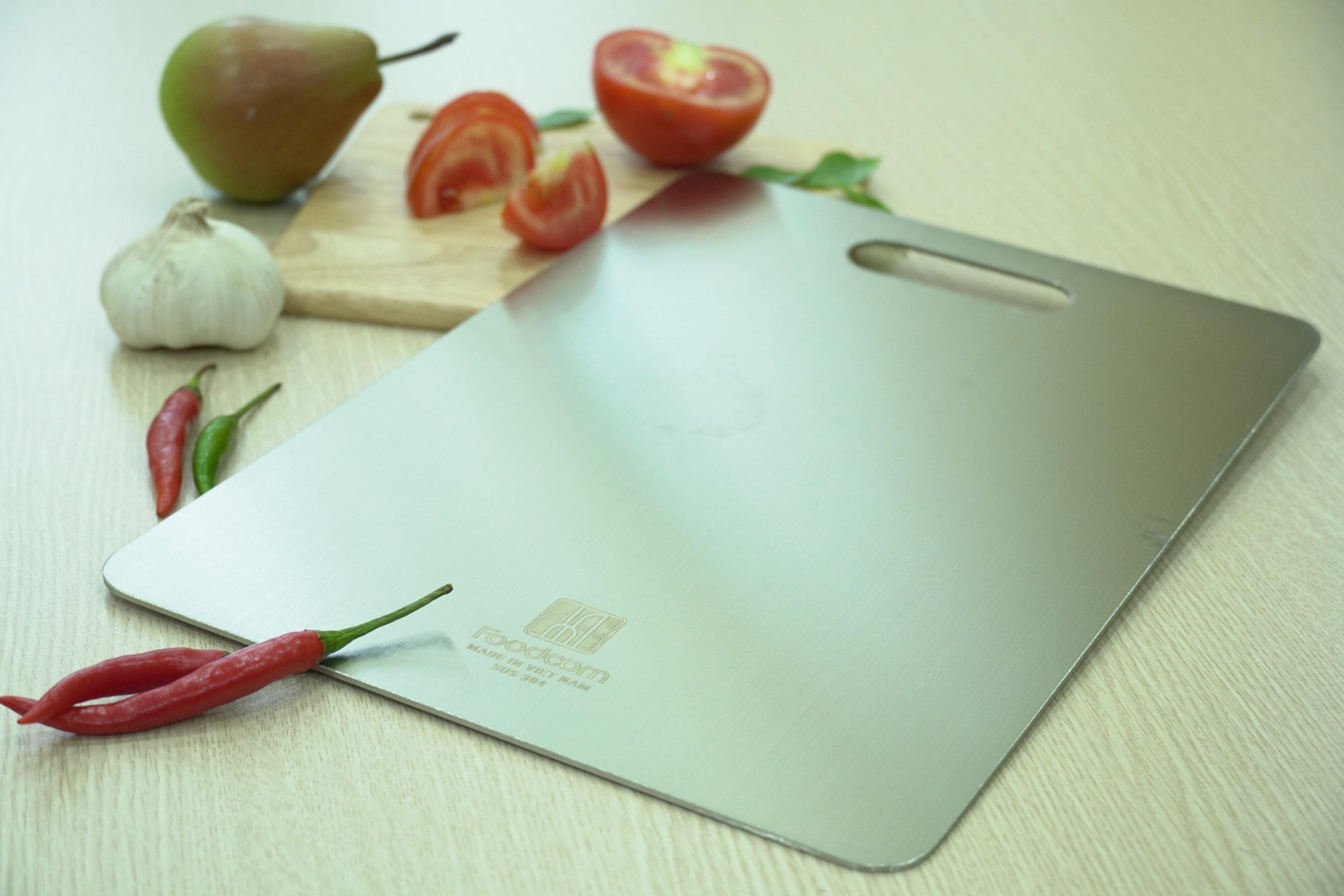 Thớt Inox 304 Cao Cấp KHông Gỉ- Size 33,5x23cm , Kháng Khuẩn, Chống Ẩm Mốc, Thớt Nhà Bếp- Hàng Loại 1. Chính Hãng