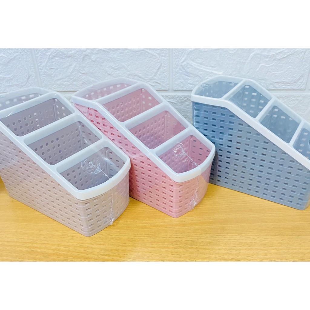Kệ đựng remote, bút 4 ngăn 20x9.5x10.5cm