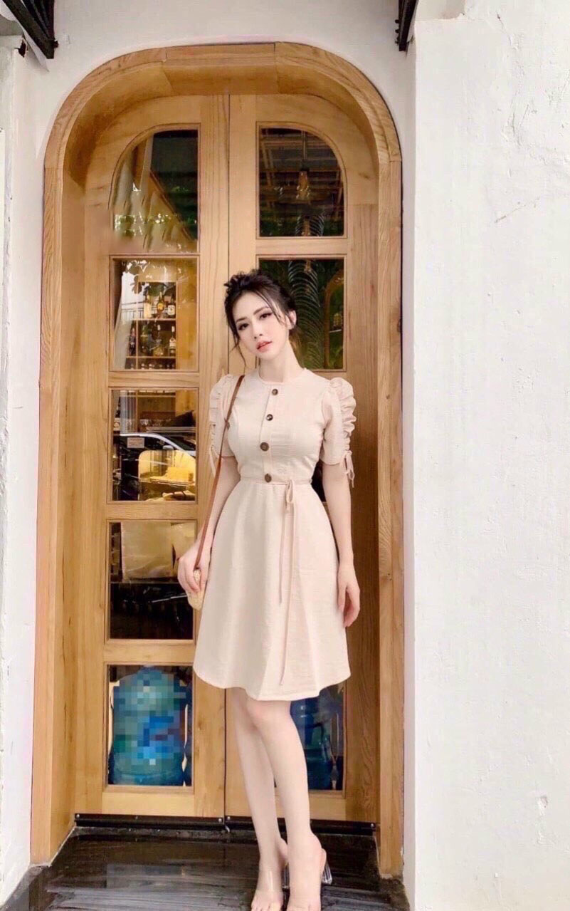 Đầm tay phồng rút dây