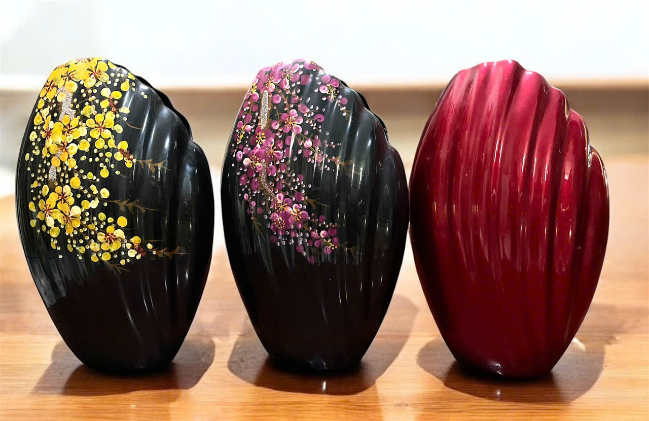 Bình hoa sơn mài - Bình Vỏ Sò size 35x21x14 cm / Nghệ Thuật- Độc Đáo - Sang Trọng