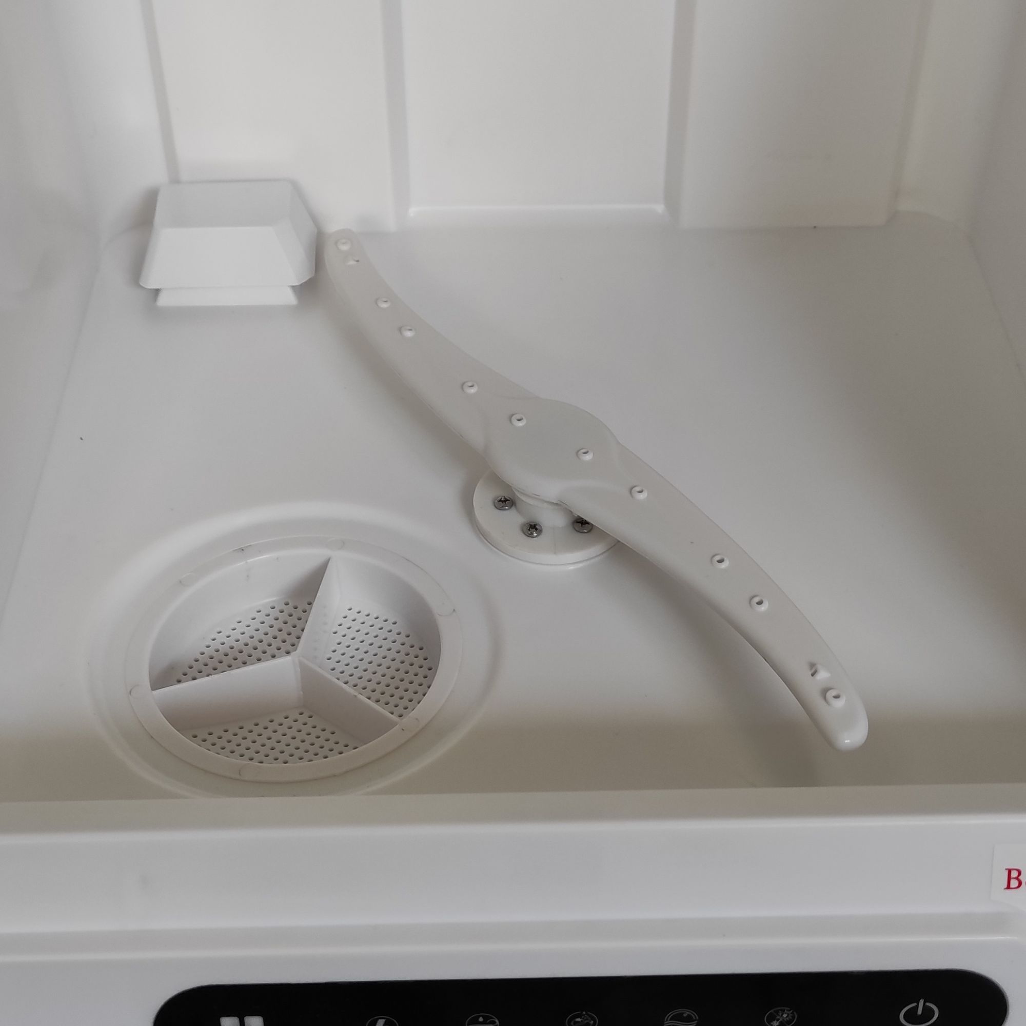 Máy rửa chén 6 bộ cao cấp Buyfastcart K1 loại nhỏ để bàn dành cho hộ gia đình, tự động khử trùng và sấy khô thông minh không cần lắp đặt - Hàng chính hãng
