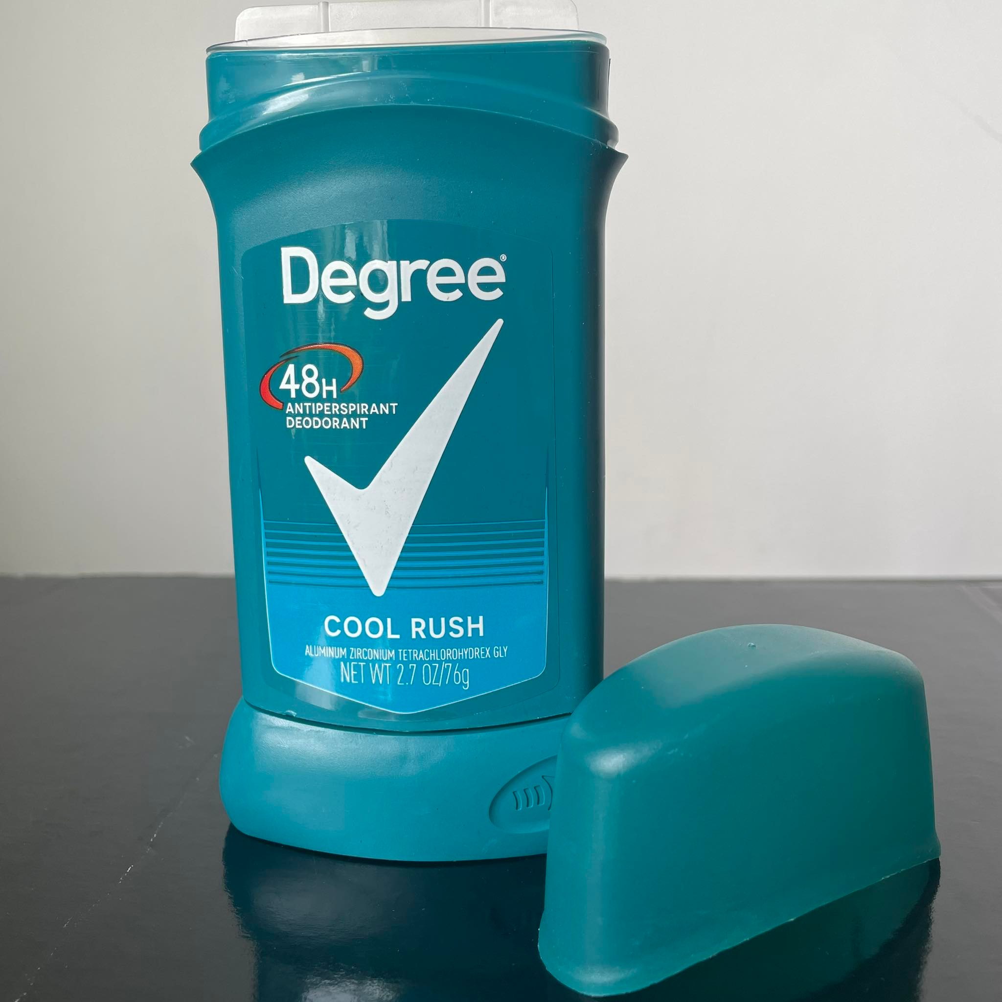 Lăn khử mùi cho nam Degree Men Cool Comfort 48H Antiperspirant 76g