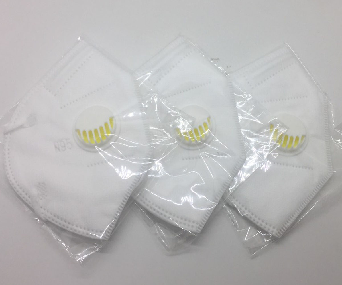 3 cái Khẩu trang N95 Pro Mask, có van thở, kháng khuẩn, chống bụi siêu mịn PM2.5, màu trắng - Tặng móc treo khóa mica
