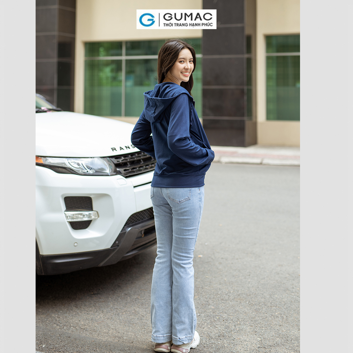 Áo khoác nữ phối khóa kéo có nón chống nắng trẻ trung năng động thời trang GUMAC AD05062 - AD05063 - AD05093